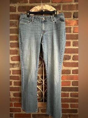 ***SOLD***
Sonoma Bootcut Stretchy Jeans - Size 14 - worn a few times